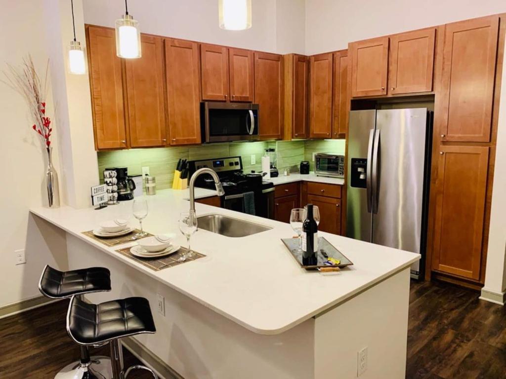 Downtown Apt Free Parking - Pool - Gym - Fully Kitchen Houston Exterior foto
