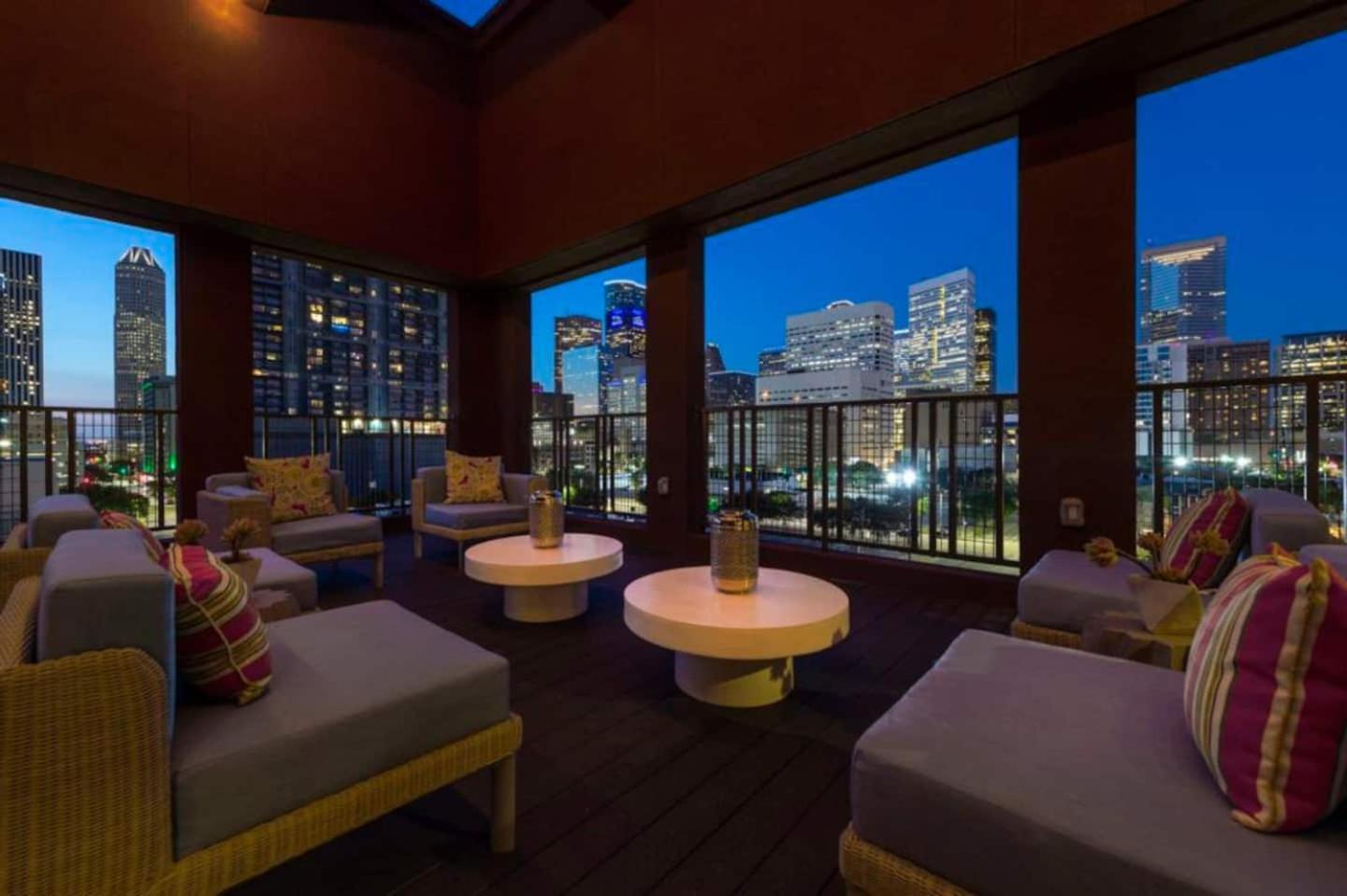 Downtown Apt Free Parking - Pool - Gym - Fully Kitchen Houston Exterior foto